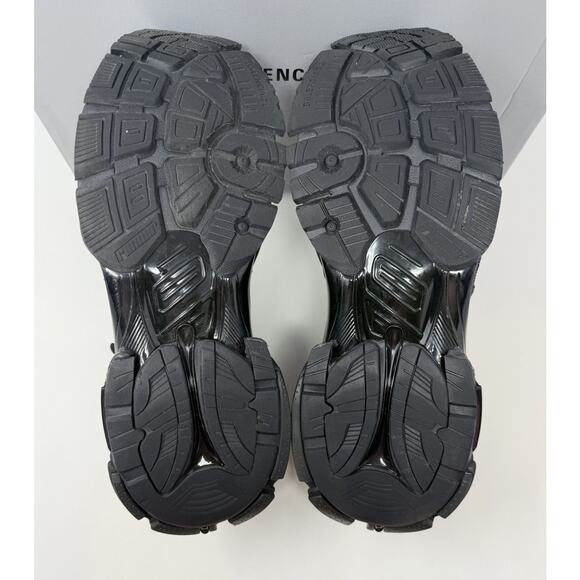 Balenciaga Runner Sneaker Matte Black main image 5